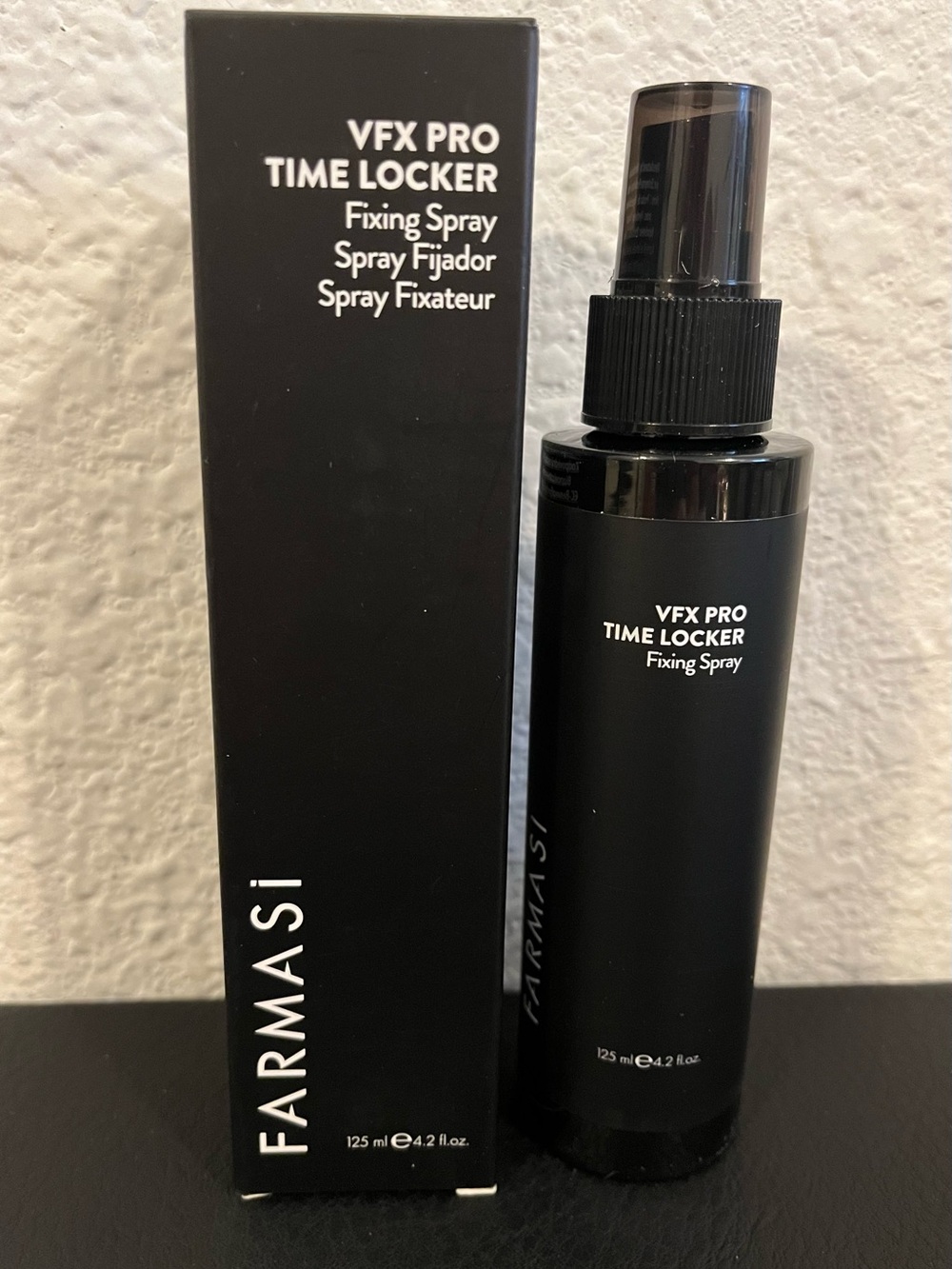 Farmasi VFX Pro Time Locker Fixing Spray - Black Bottle